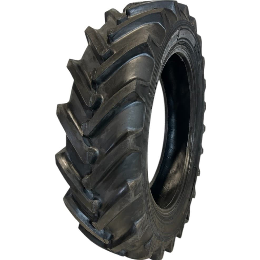 28.1-26 MARCHER QZ-710 R-1 14PR TT ar kameru